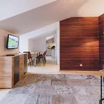 Apartment Alpine Living By We Rent, Summercard Included Zell am See