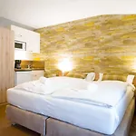 Alpine Living By We Rent, Summercard Included Zell am See