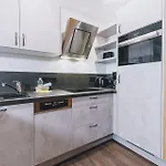 Alpine Living By We Rent, Summercard Included Apartment *