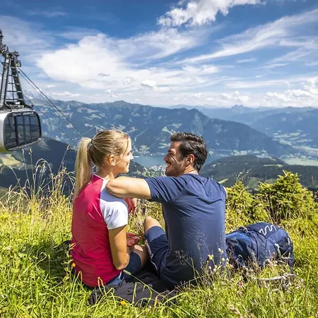 Alpine Living By We Rent, Summercard Included Zell am See