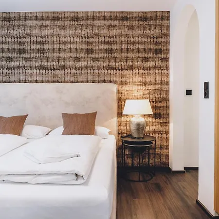 Alpine Living By We Rent, Summercard Included Zell am See