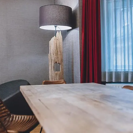 Alpine Living By We Rent, Summercard Included Apartmán *