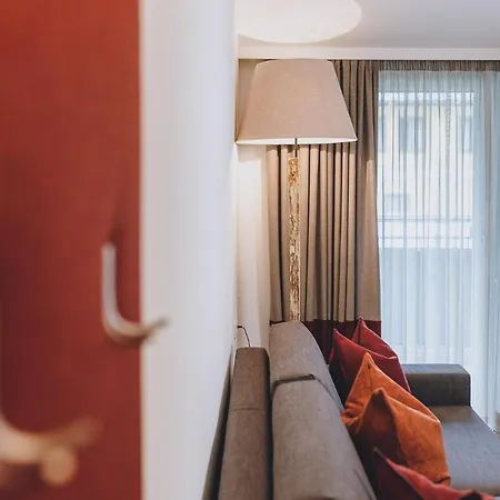 Alpine Living By We Rent, Summercard Included * Zell am See