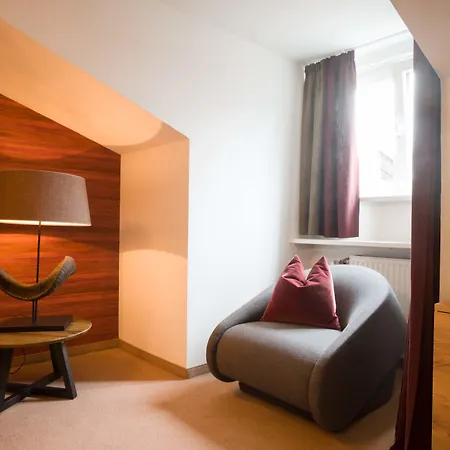 Alpine Living By We Rent, Summercard Included *