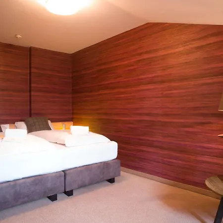 Apartment Alpine Living By We Rent, Summercard Included