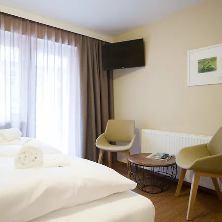 Alpine Living By We Rent, Summercard Included * Zell am See