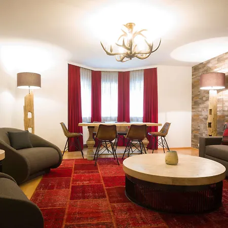 Alpine Living By We Rent, Summercard Included Appartement