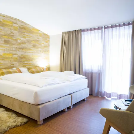 Alpine Living By We Rent * Τσελ αμ Ζέε