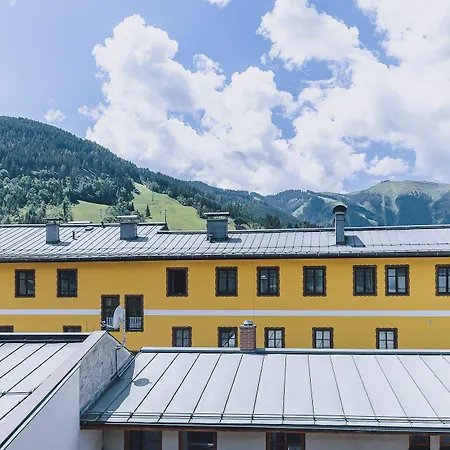 Alpine Living By We Rent, Summercard Included Apartment Zell am See