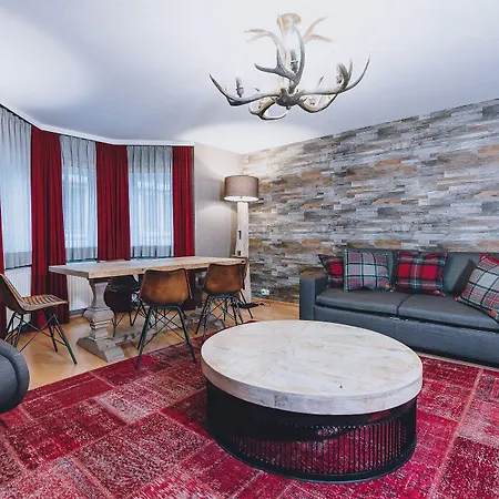 Appartement Alpine Living By We Rent, Summercard Included