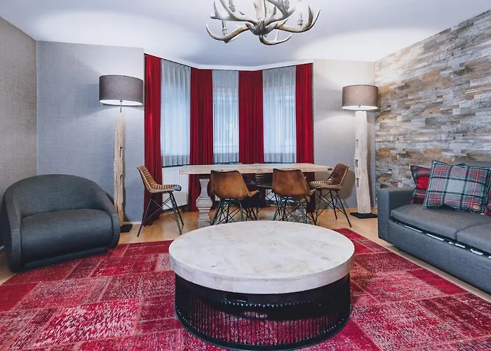 Alpine Living By We Rent, Summercard Included