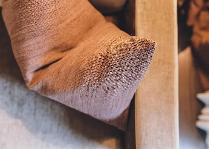 Alpine Living By We Rent, Summercard Included 公寓 *