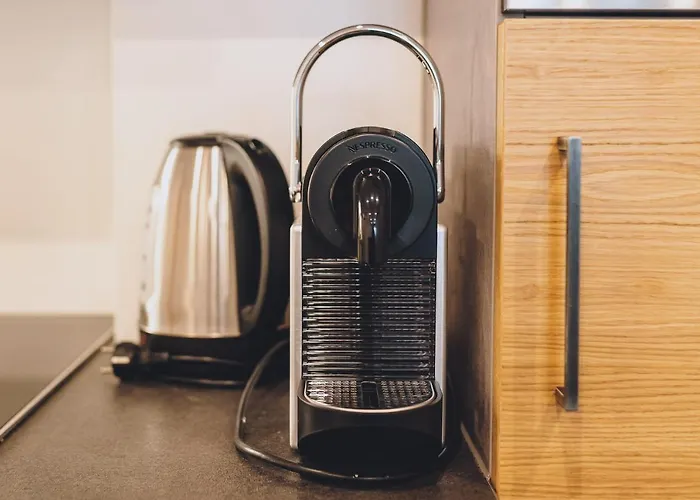 Alpine Living By We Rent, Summercard Included 公寓 *