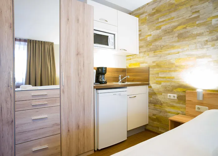 Alpine Living By We Rent, Summercard Included Apartament