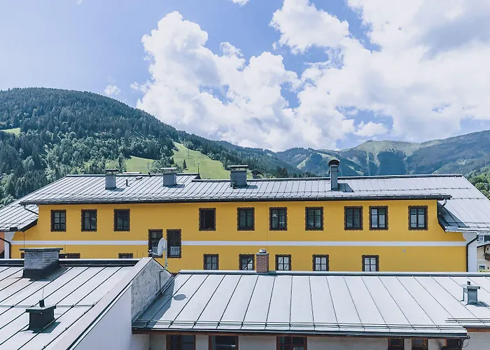 Alpine Living By We Rent, Summercard Included 公寓 滨湖采尔