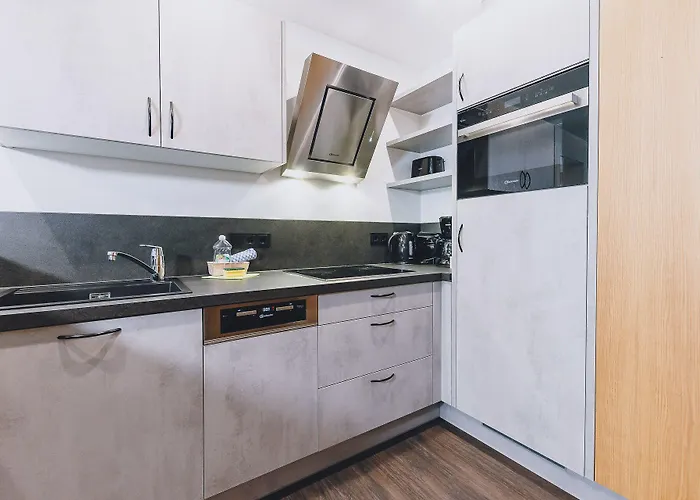 Alpine Living By We Rent, Summercard Included Apartament *