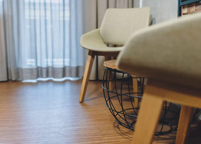 公寓 Alpine Living By We Rent, Summercard Included