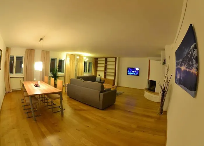 Appartement Alpine Living By We Rent, Summercard Included