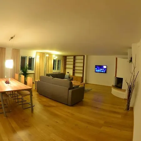 公寓 Alpine Living By We Rent